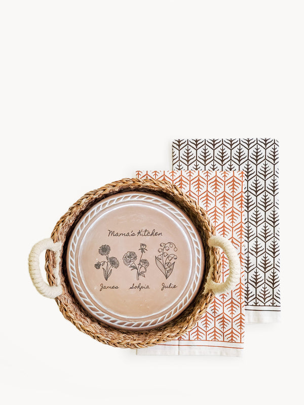 Personalized Bread Warmer & Basket Gift Set with Tea Towel - Birth Flower Round
