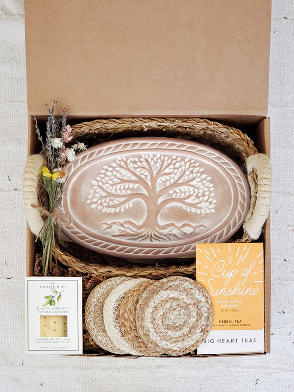 Bread Warmer Gift Box With Tea And Crackers - Oval
