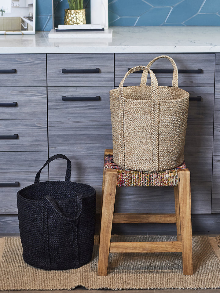 These Kata baskets in black provide easy simplicity to your room, yet not overwhelming due to the natural material. 